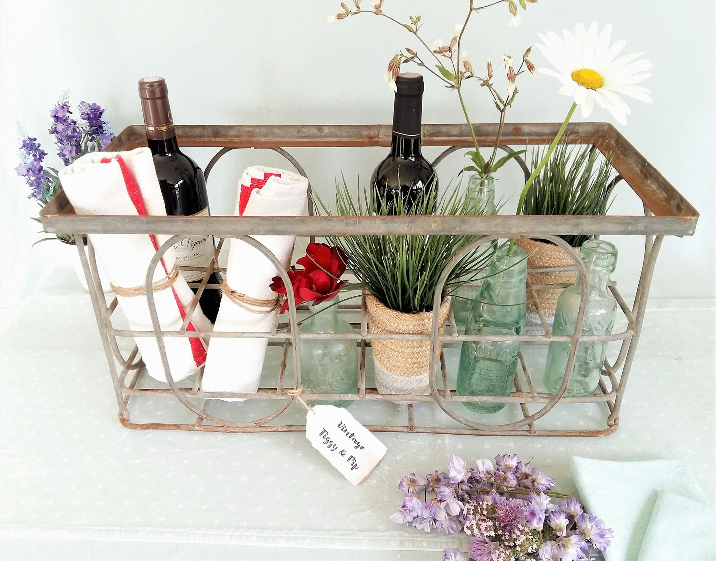 Vintage 1950s Metal Bottle Crate from Tiggy and Pip - €220.00! Shop now at Tiggy and Pip