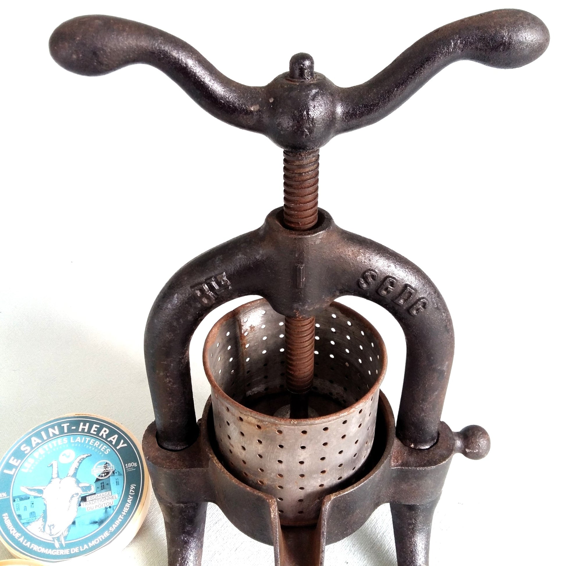 Antique French Cheese/Fruit Press by Tiggy and Pip. Only 345€ with FREE shipping.