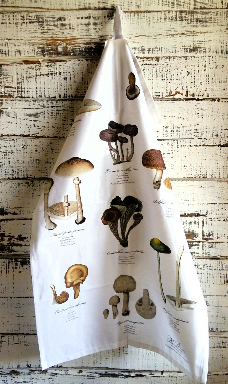 Mushroom tea towel. 100% organic cotton from Koustrupco - Just €18! Shop now at Tiggy and Pip