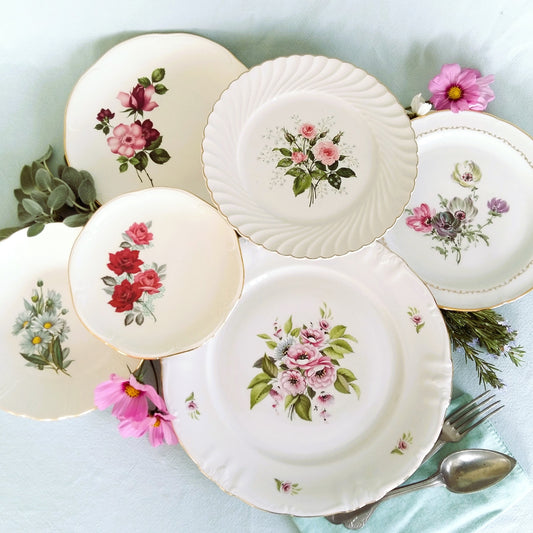 Six Mismatched 1950s Floral Plates from Tiggy & Pip - Just €156! Shop now at Tiggy and Pip