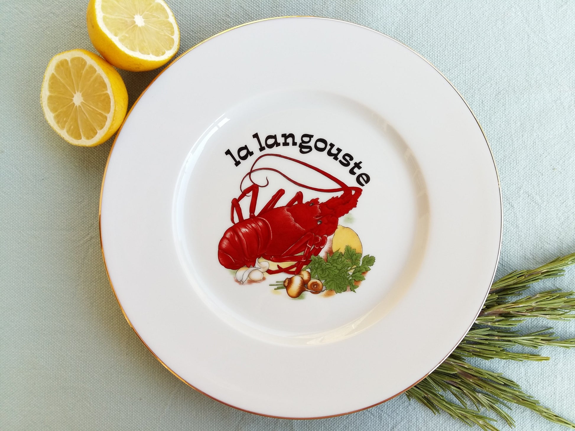 Six French Limoges Porcelain Seafood Plates. from Tiggy & Pip - €156.00! Shop now at Tiggy and Pip