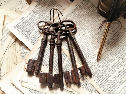 FIVE Large Iron Skeleton Keys. Bunch of Decorative 1800s Victorian Keys. from Tiggy & Pip - Just €99! Shop now at Tiggy and Pip